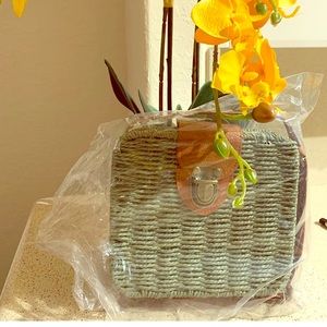 Beautiful olive bag 💼